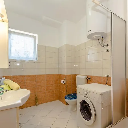 Ivana.2 Apartamento *